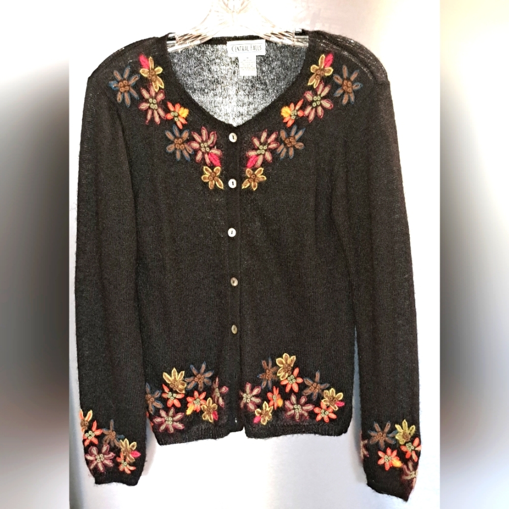 Ladies Rare Vtg. Central Falls Sweater Cardigan Kid Mohair Blend Gorgeous Med